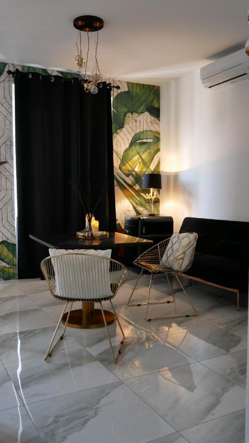 An Deluxe Suites 安科纳 外观 照片