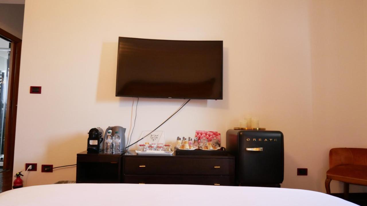 An Deluxe Suites 安科纳 外观 照片